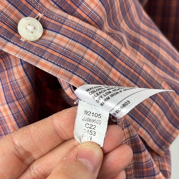 Duluth Trading Co Red Plaid Relaxed Fit Button Up Shirt Mens Size L - Picture 12 of 13